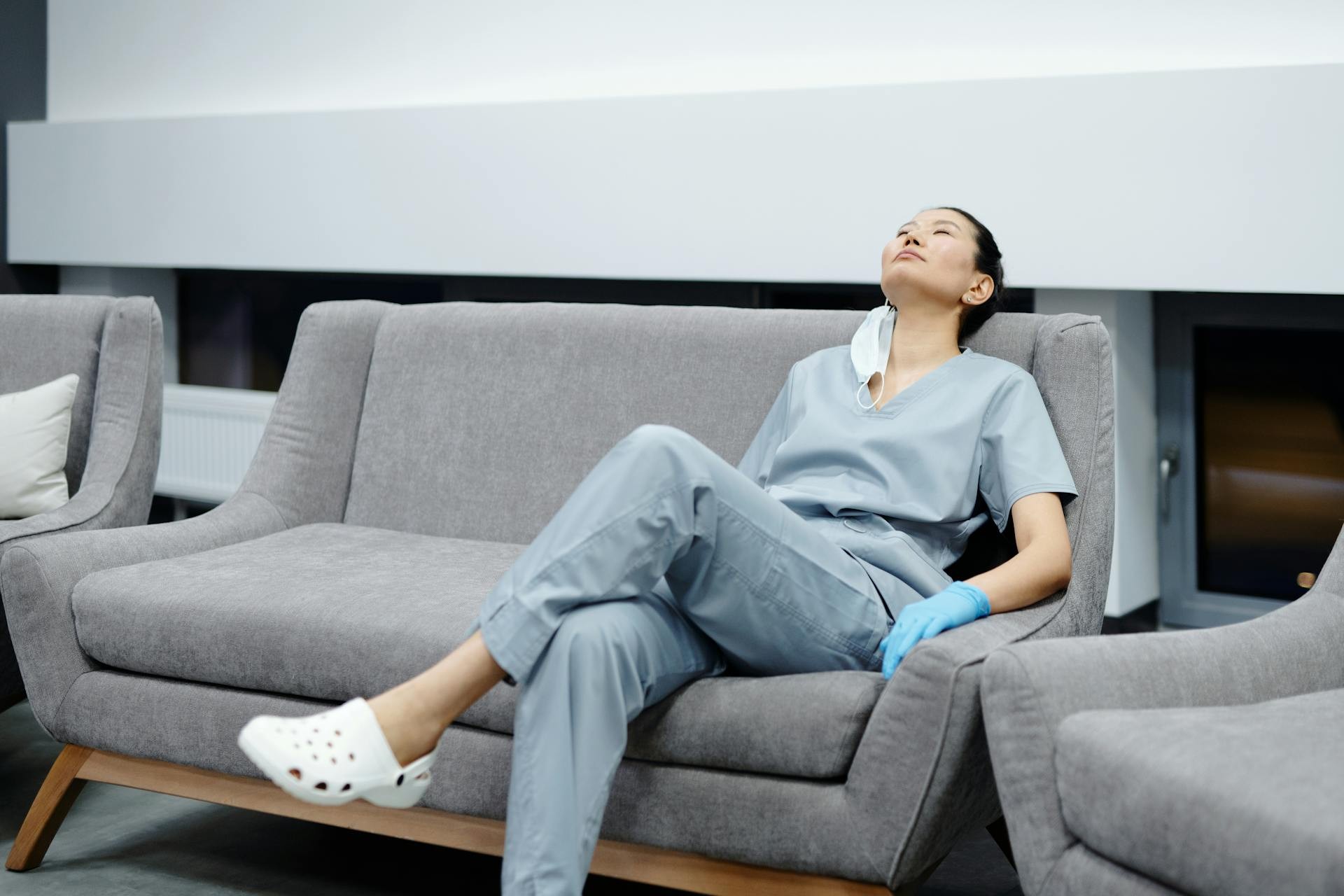 Choosing Between Private and Public Practice in Canada