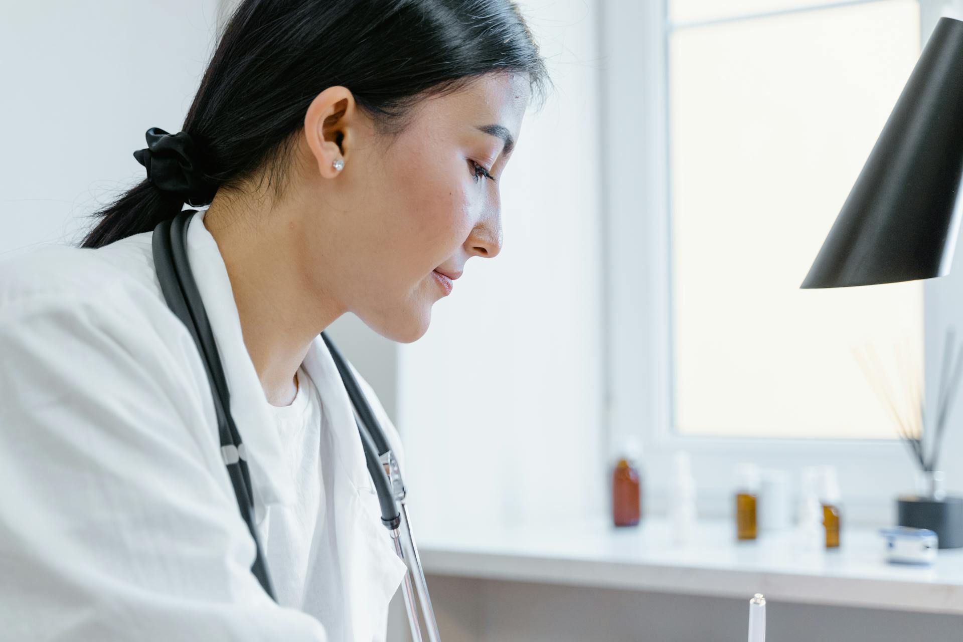 How to Evaluate a Physician Job Offer in Canada